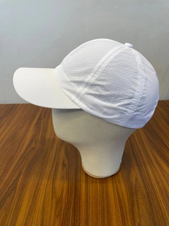 Yazlık Delikli Paraşüt Kumaş Beyaz Renk Unisex Cap Şapka