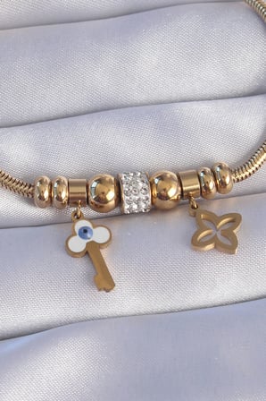 316L Çelik Gold Renk Zirkon Taşlı Yonca Detay Nazarlı Anahtar Tasarımlı Bileklik - Lisinya