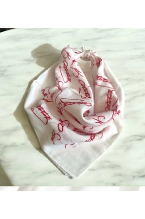 Atatürk Imzalı Kırmızı ve Beyaz 2'li Renk Unisex Bandana Fular 23 Nisan 29 Ekim 10 Kasım 19 Mayıs