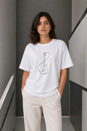 buğrahayalin Minimal Gitar Baskılı Tişört T-Shirt Yazlık Kısa Kol Bisiklet Yaka T-Shirt  - Beyaz