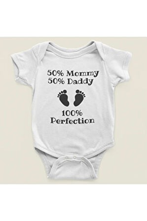 Tasarım %50 Anne %50 Baba %100 Mükemmellik Yazılı Yumuşak Unisex Çıtçıtlı Body Zıbın