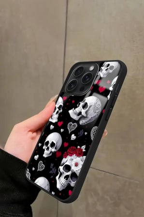 Apple iPhone 11 Pro Max Uyumlu Kurukafa Tasarımlı Parlak Silikon Kılıf