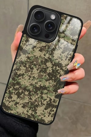 Apple iPhone 11 Pro Max Uyumlu Kamuflaj Tasarımlı Parlak Silikon Kılıf