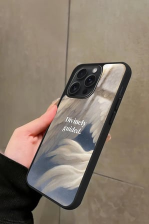 Apple iPhone 11 Pro Max Uyumlu Melek Tasarımlı Parlak Silikon Kılıf
