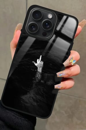 Apple iPhone 13 Pro Uyumlu El Haraketi Tasarımlı Parlak Silikon Kılıf