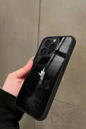 Apple iPhone 13 Pro Uyumlu El Haraketi Tasarımlı Parlak Silikon Kılıf
