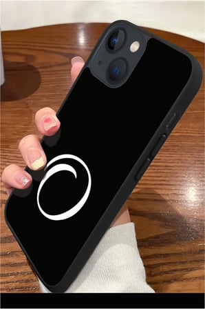 Apple iPhone 14 Plus Uyumlu Darbeye Dayanıklı O Harfi Yazılı Parlak Silikon Kılıf
