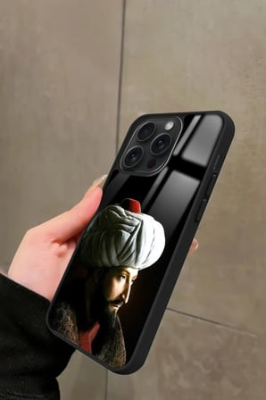 Apple iPhone 14 Pro Max Uyumlu Padişah Tasarımlı Parlak Silikon Kılıf