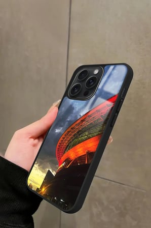 Apple iPhone 14 Pro Uyumlu Stadyum Tasarımlı Parlak Silikon Kılıf