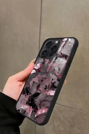 Apple iPhone 15 Pro Uyumlu Pembe Kelebek Tasarımlı Parlak Silikon Kılıf