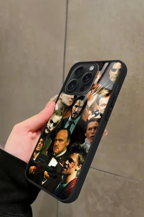 Apple iPhone 15 Pro Uyumlu Film Karakterleri Tasarımlı Parlak Silikon Kılıf