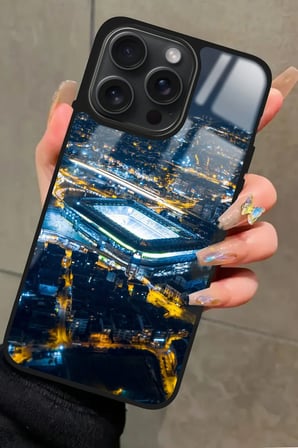 Apple iPhone 15 Pro Uyumlu Stadyum Tasarımlı Parlak Silikon Kılıf