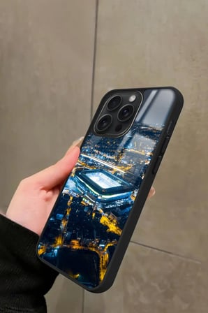 Apple iPhone 15 Pro Uyumlu Stadyum Tasarımlı Parlak Silikon Kılıf