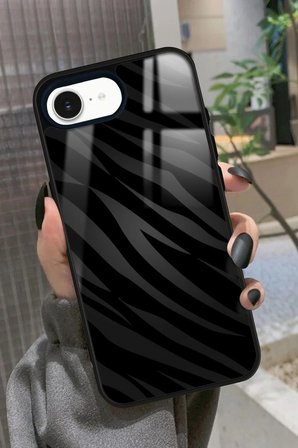 Apple iPhone 16E Uyumlu Zebra Tasarımlı Parlak Silikon Kılıf