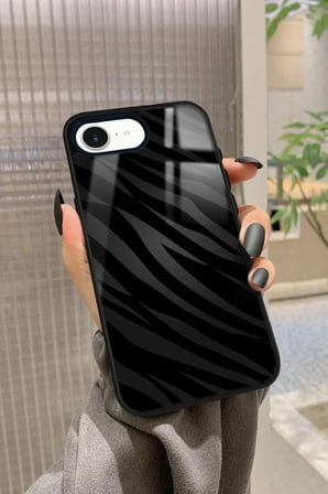 Apple iPhone 16E Uyumlu Zebra Tasarımlı Parlak Silikon Kılıf