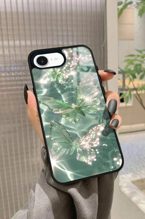 Apple iPhone 16E Uyumlu Yeşil Kelebek Tasarımlı Parlak Silikon Kılıf