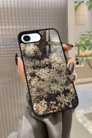 Apple iPhone 16E Uyumlu Beyaz Çiçek Tasarımlı Parlak Silikon Kılıf