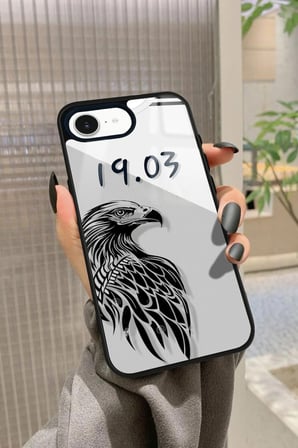 Apple iPhone 16E Uyumlu Karakartal Tasarımlı Parlak Silikon Kılıf