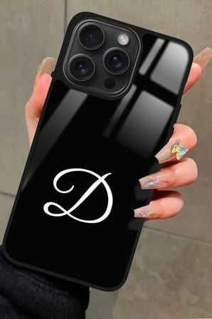 Apple iPhone 16 Pro Max Uyumlu D Harfi Yazılı Parlak Silikon Kılıf