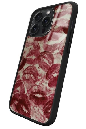 Apple iPhone 16 Pro Uyumlu Dudak Tasarımlı Parlak Silikon Kılıf