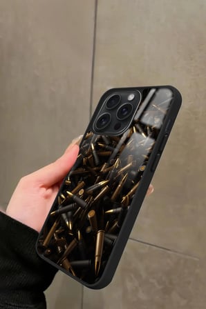 Apple iPhone 16 Pro Uyumlu Tasarımlı Parlak Silikon Kılıf