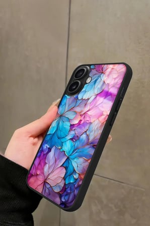 Apple iPhone 16 Uyumlu Pembe Çiçek Tasarımlı Parlak Silikon Kılıf