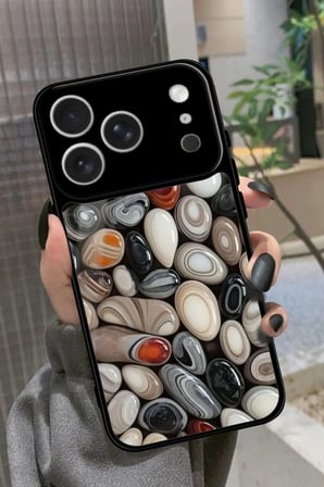 Apple iPhone 17 Pro Uyumlu Renkli Taş Tasarımlı Parlak Silikon Kılıf