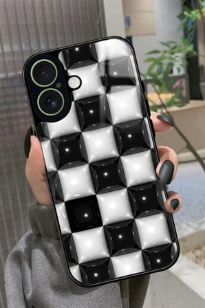 Apple iPhone 17 Uyumlu Siyah-Beyaz Kare Tasarımlı Parlak Silikon Kılıf