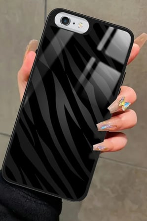 Apple iPhone 6 Plus Uyumlu Zebra Tasarımlı Parlak Silikon Kılıf