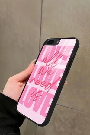 Apple iPhone 7 Plus Uyumlu Love Yazılı Parlak Silikon Kılıf