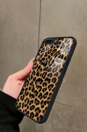Apple iPhone 8 Plus Uyumlu Kahverengi Leopar Tasarımlı Parlak Silikon Kılıf