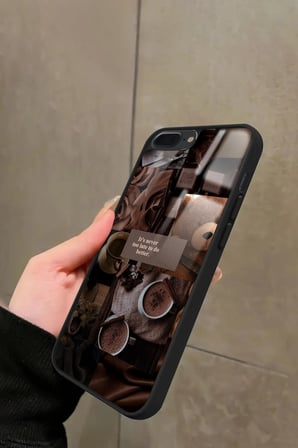 Apple iPhone 8 Plus Uyumlu Kahverengi Poster Tasarımlı Parlak Silikon Kılıf