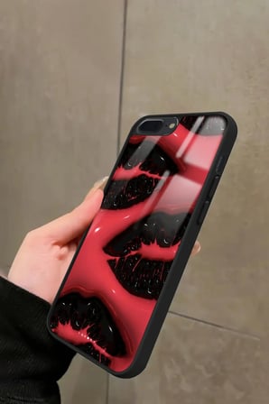 Apple iPhone 8 Plus Uyumlu Dudak Tasarımlı Parlak Silikon Kılıf