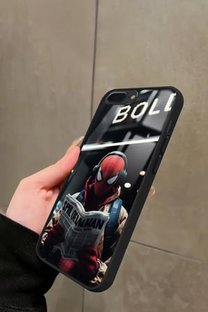 Apple iPhone 8 Plus Uyumlu Örümcek Adam Tasarımlı Parlak Silikon Kılıf