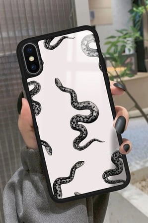 Apple iPhone Xs Max Uyumlu Yılan Tasarımlı Parlak Silikon Kılıf