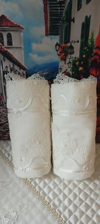 İğne Oyalı 50x90 Kadife Çeyizlik Havlu 2'li Set