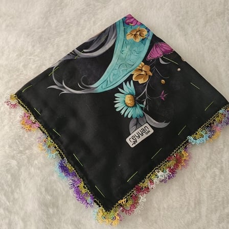 el emeği i̇ğne oyası yazma , fular ,yemeni, mevlit örtüsü , baş örtüsü 4 kenarı oyalı %100 pamuk 100*100cm