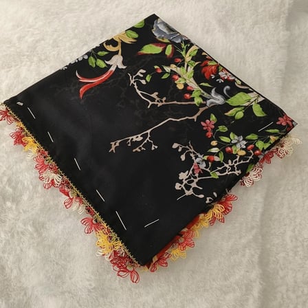 el emeği i̇ğne oyası yazma , fular ,yemeni, mevlit örtüsü , baş örtüsü 4 kenarı oyalı %100 pamuk 100*100cm