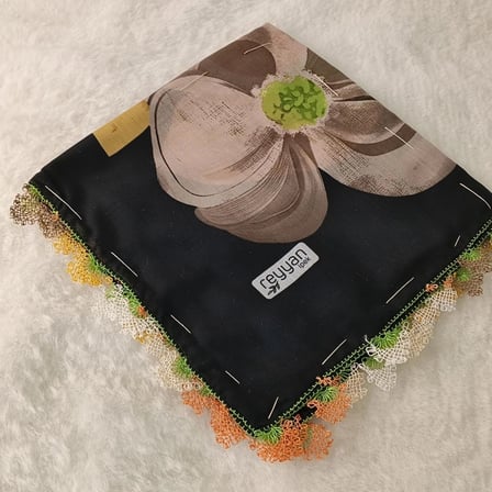el emeği i̇ğne oyası yazma , fular ,yemeni, mevlit örtüsü , baş örtüsü 4 kenarı oyalı %100 pamuk 100*100cm