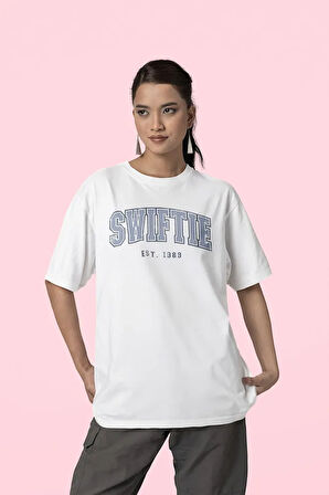 Swiftie Est.1989 Yazılı Unisex Oversize Taylor Swift Tişört