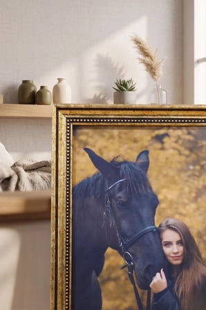 Antik Zarif 13x18 cm Fotoğraf Çerçevesi Camlı Ayaklı Dekoratif Masaüstü & Duvar Tipi Plastik Çerçeve