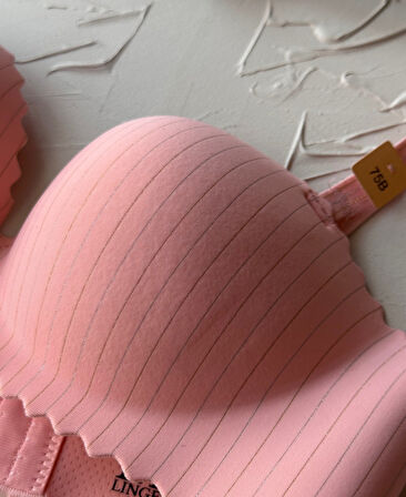 Jennie İthal Lazer Kesim Dikişsiz Parlak İpli El Kaplı Push-up Sütyen -FK1204