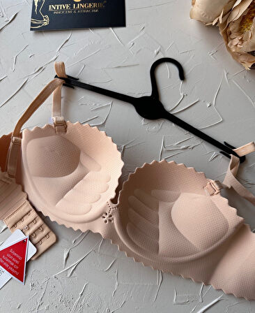 Jennie İthal Lazer Kesim Dikişsiz Parlak İpli El Kaplı Push-up Sütyen -FK1204