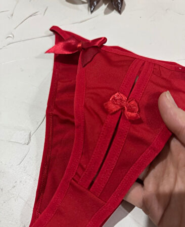 Feel Lady Kırmızı Yanları Kurdeli Önü Cut-Out Detaylı Şirin Slip/Külot -1033