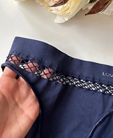 Kadın Dikişsiz Antibakteriyel Sportwear Fileli Slip/Bikini (Siyah, Bordo, Kahverengi, Lacivert)