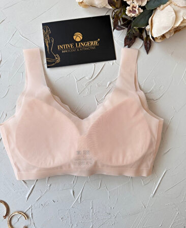 Ellie Dikişsiz İce-Silk (Buz İpek) Görünmez Ultra Hafif Padli Nefes Alabilir İthal Bralet/Sütyen