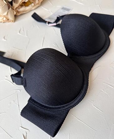 Samanta Balenli Desteksiz Lazer Kesim Parlak Kumaşlı İthal Sütyen -42