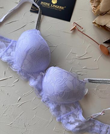 Jasmine Askıları Parlak Taşlı Hafif Destekli Dantelli Soft Cup İthal Sütyen (B-C Cup)