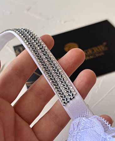 Jasmine Askıları Parlak Taşlı Hafif Destekli Dantelli Soft Cup İthal Sütyen (B-C Cup)