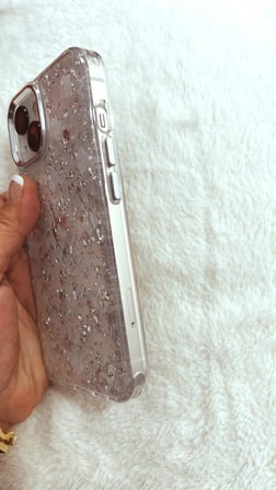 İphone 13 / 14 uyumlu Sim Parçacıklı Işıltılı Lüks Krom Kamera Çerçeveli Premium Sert Slikon Kılıf